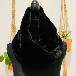 Faux Fur Infinity Scarf